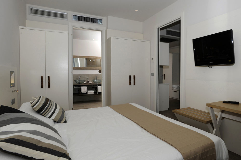 Hotel Agostini Bellaria-Igea Marina Bagian luar foto